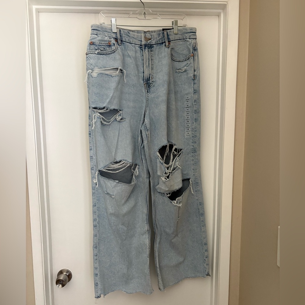 American Eagle Outfitters Light Blue Distressed Wide Leg Jeans